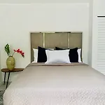 Xanadu Villas - 3 Bedroom House Or 2 Bedroom Apartment